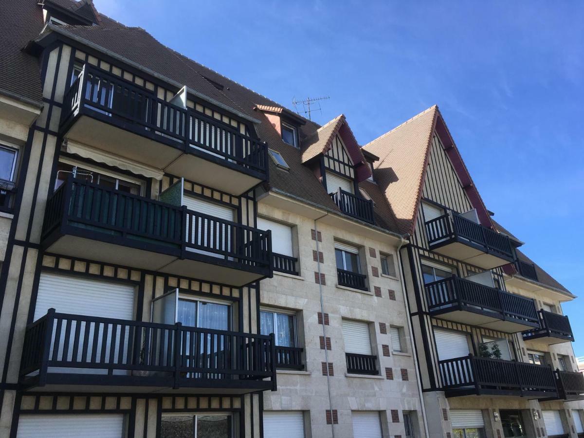 L'Atelier Des Planches Apartment Deauville Exterior photo