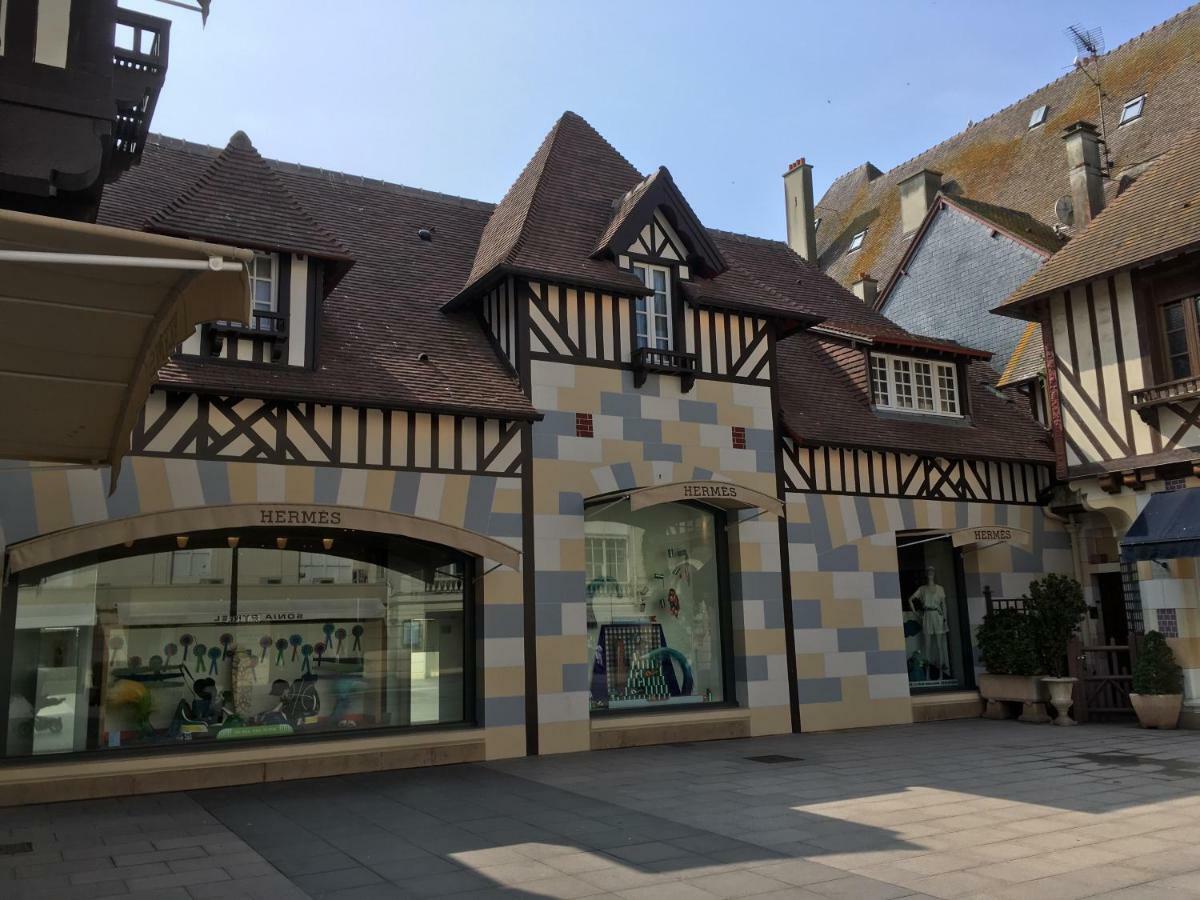 L'Atelier Des Planches Apartment Deauville Exterior photo